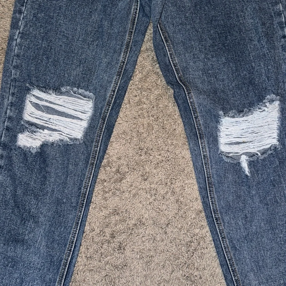 PLT 👖 - Picture 4 of 5